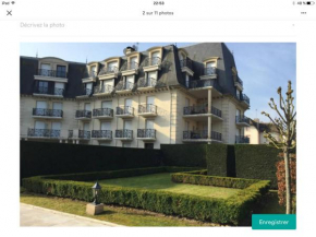 Отель Deauville rez de jardin  Довиль